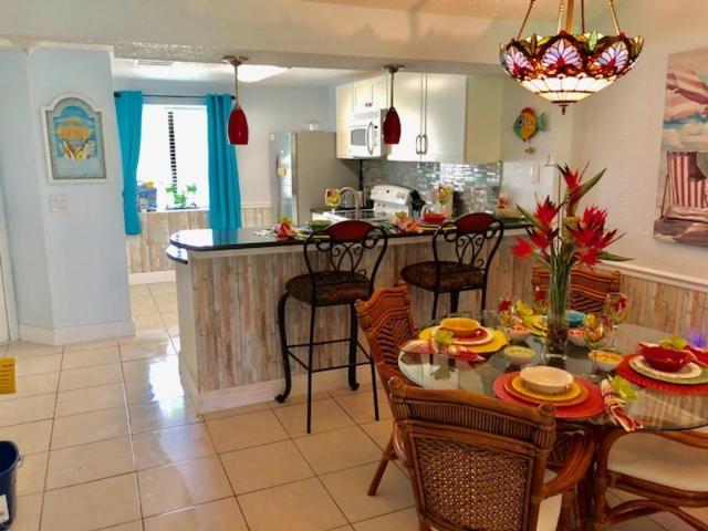 2 Bedroom , 2 Bath , Villa Oldsmar Kültér fotó